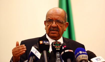 L’Algérie affronte l’Arabie Saoudite et plaide pour le retour de la Syrie à la Ligue arabe